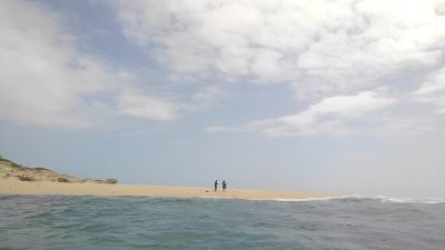 沖縄の海でツーリング！